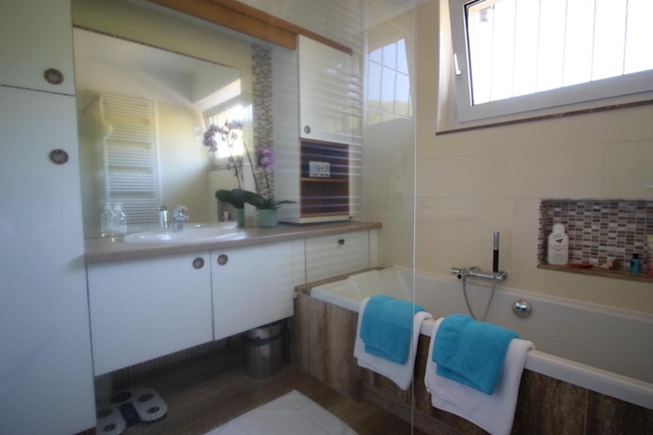 Escapade Au Bube - Vue Exceptionnelle - Nouveau บาร์ ภายนอก รูปภาพ